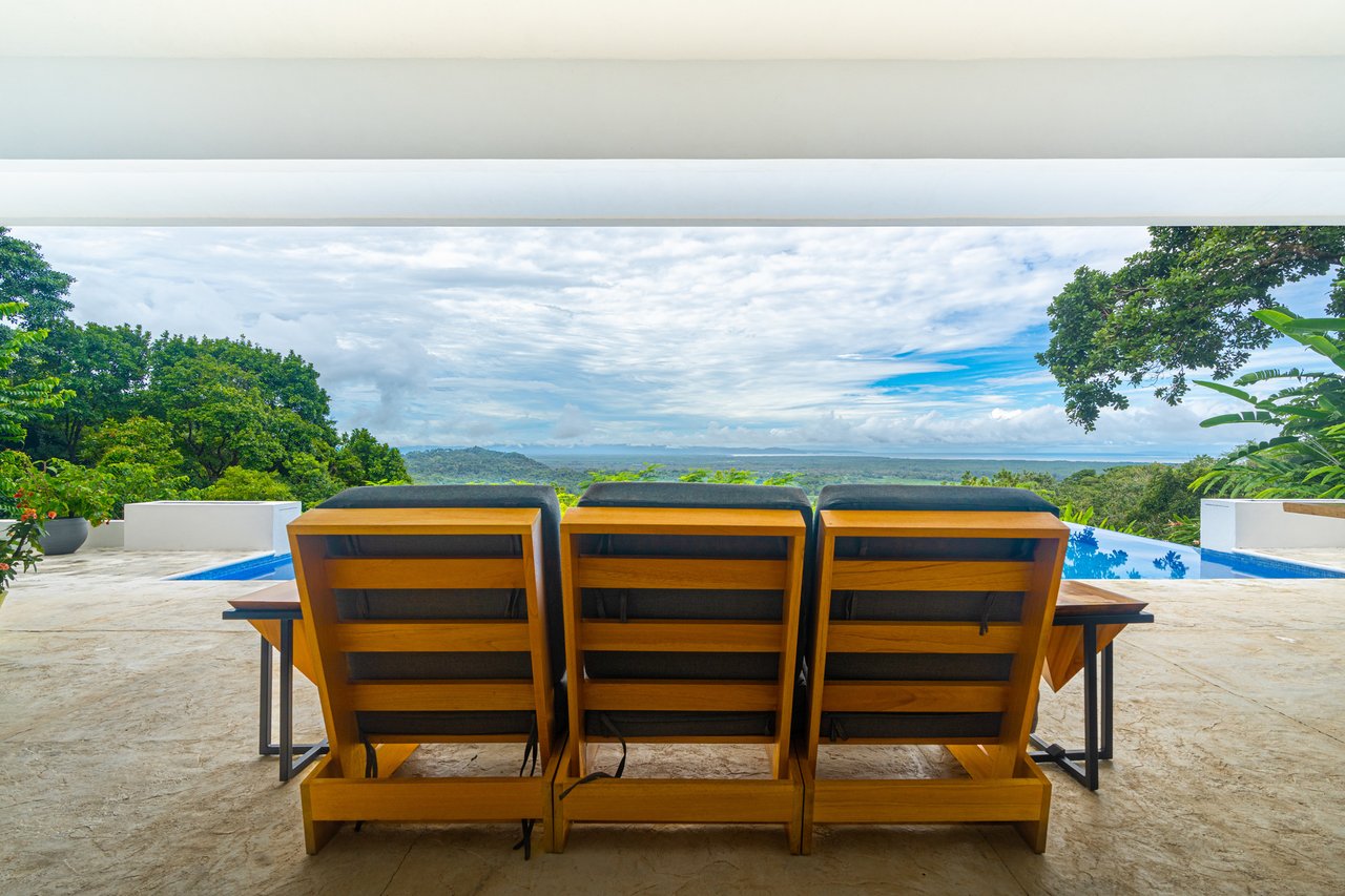Modern Oceanview Infinity Pool Estate, Ojochal, Puntarenas
