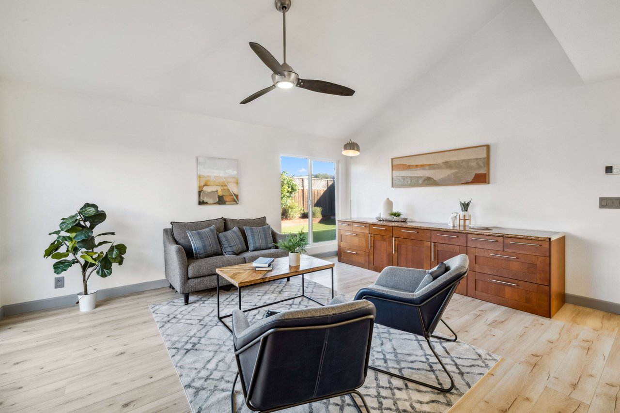 6044 Palm Springs CIR