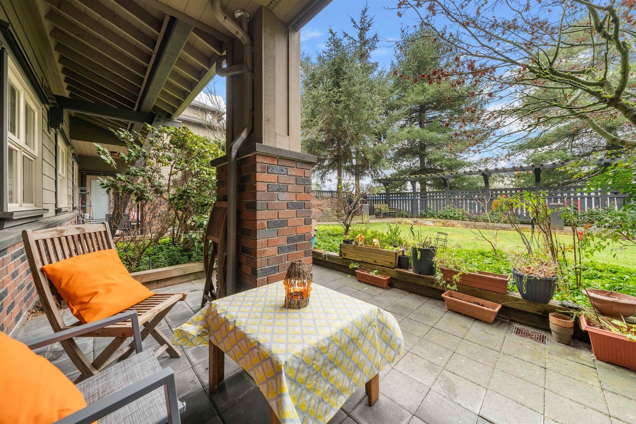 108-808 Sangster Pl