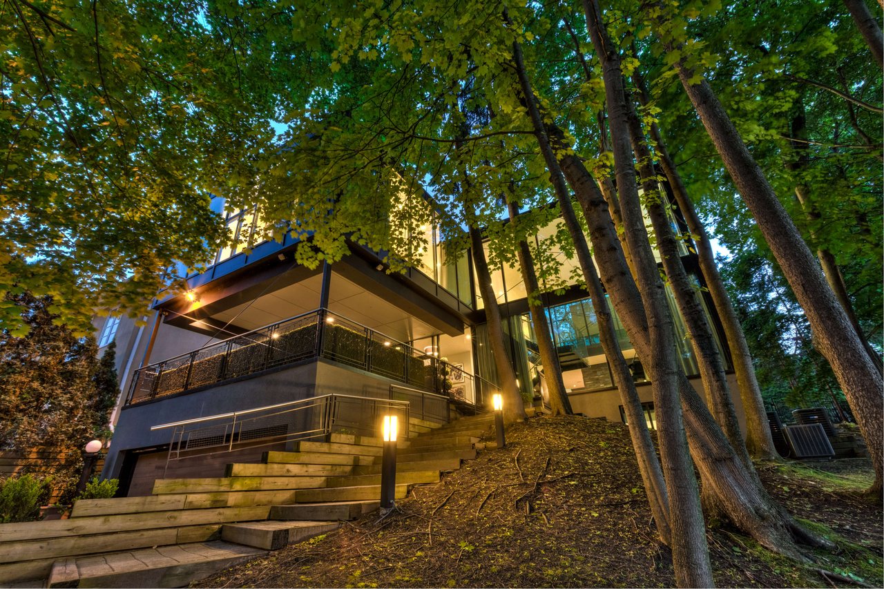 Oakville Modern