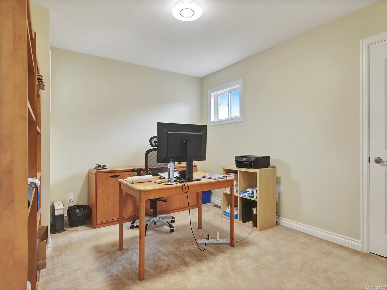 1260 Rockhampton Close