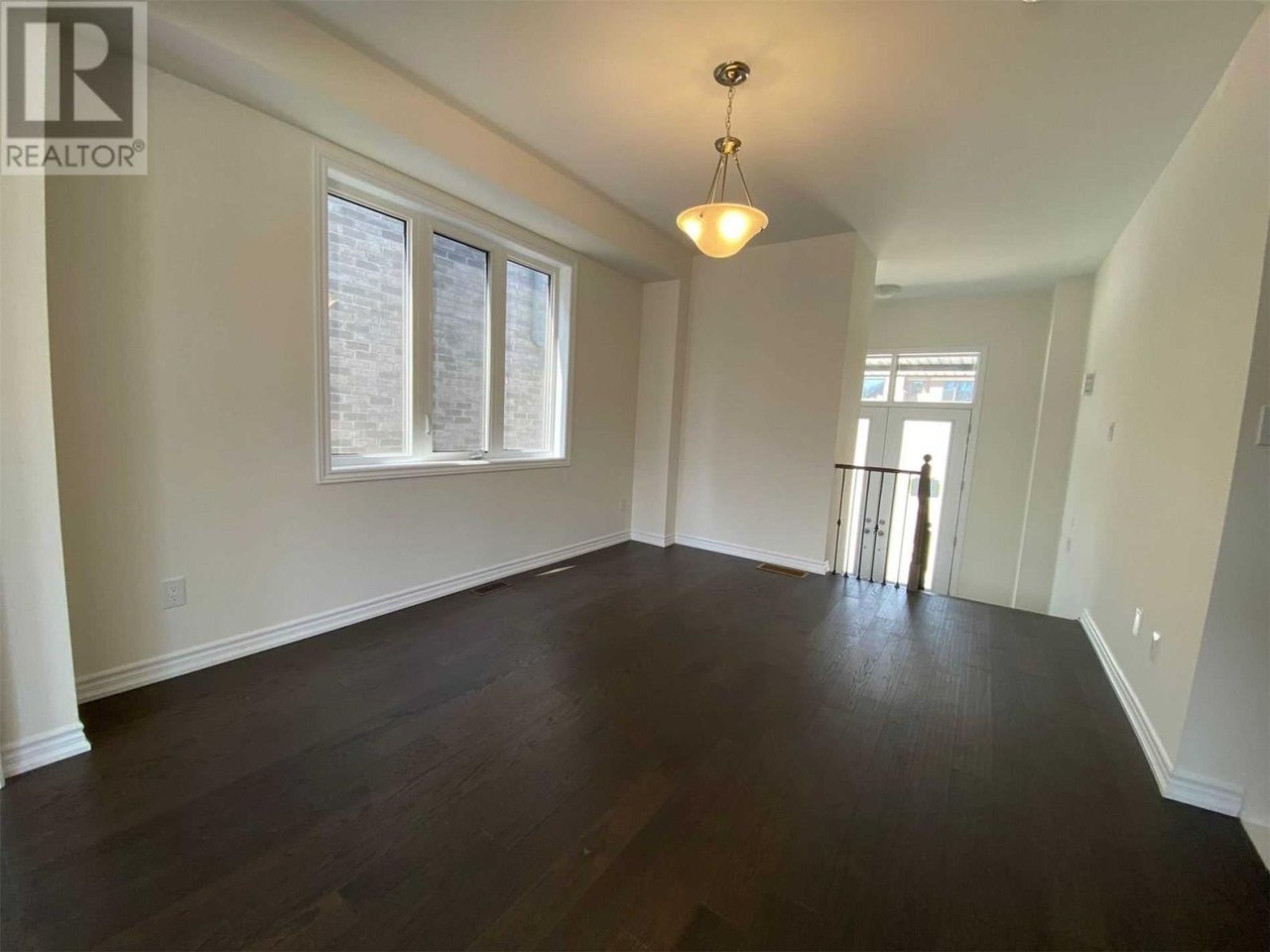 13 Simona Ave