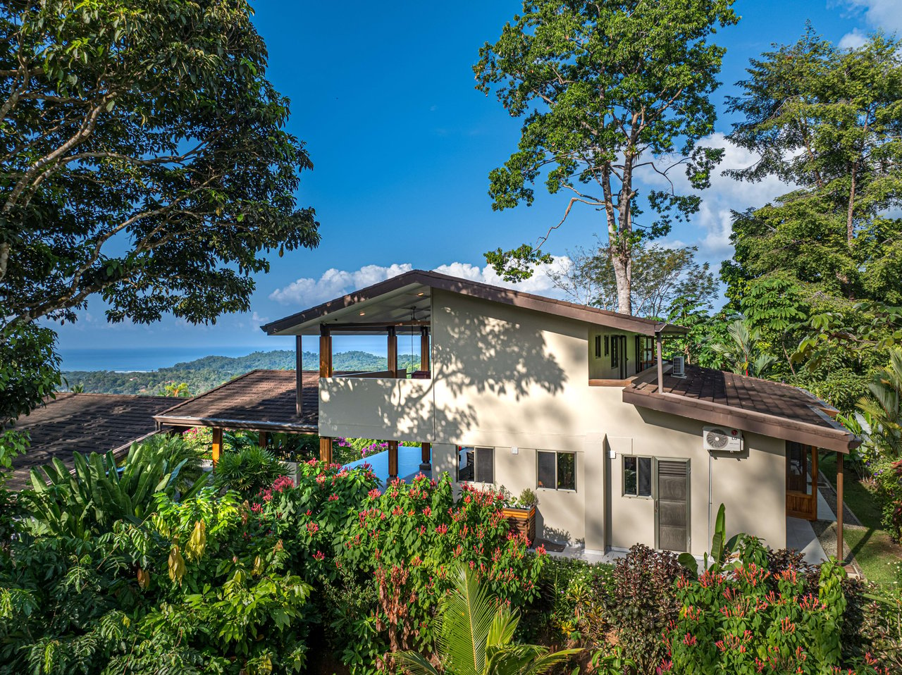 CASA BELLA JAW DROPPING SUNSET VIEWS