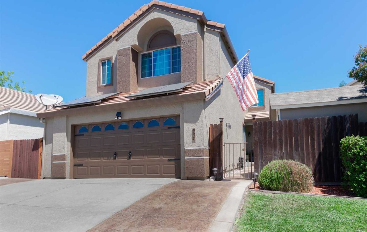 937 Bluewater Drive