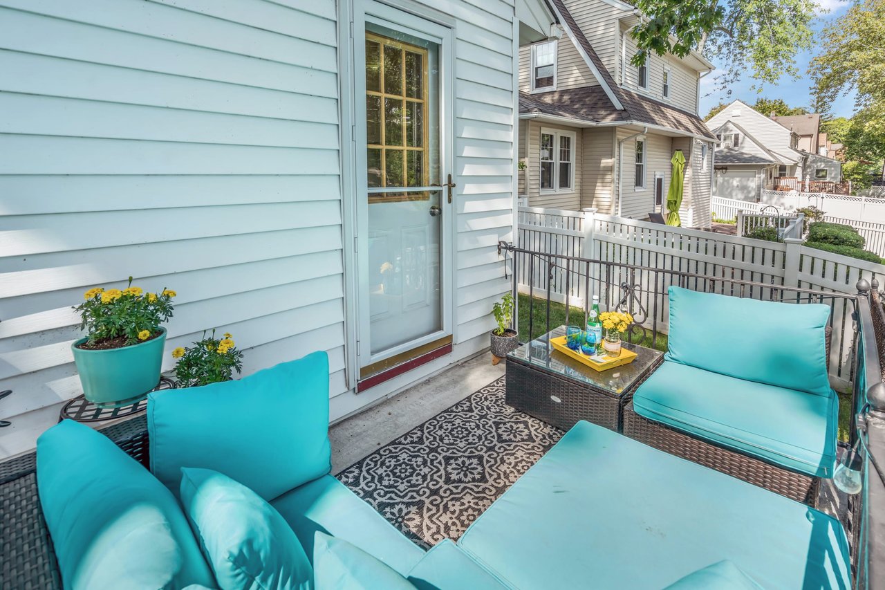 147 Pasadena Place
