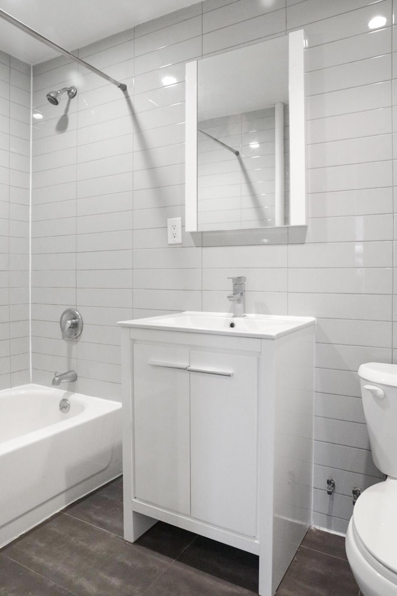 337 East 22nd Street, Apt 7
