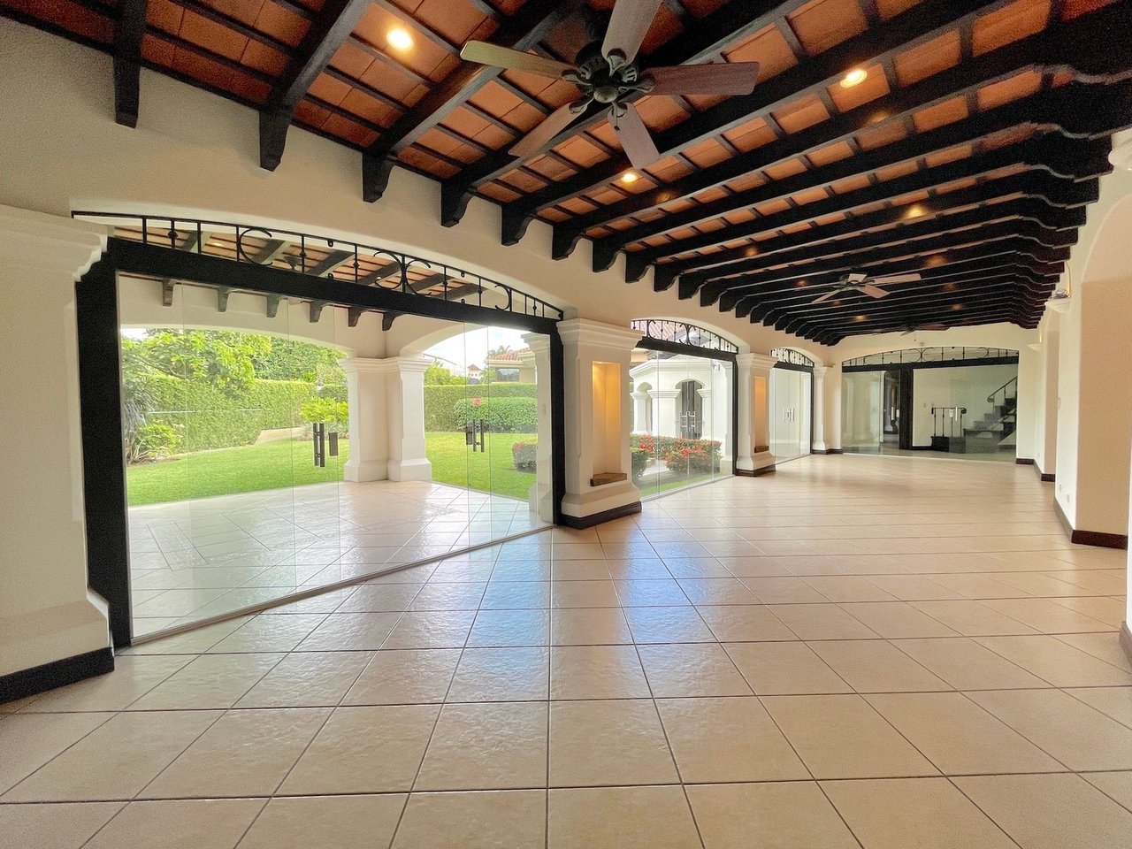 Neo Colonial Investment Home, Santa Ana, San Jose