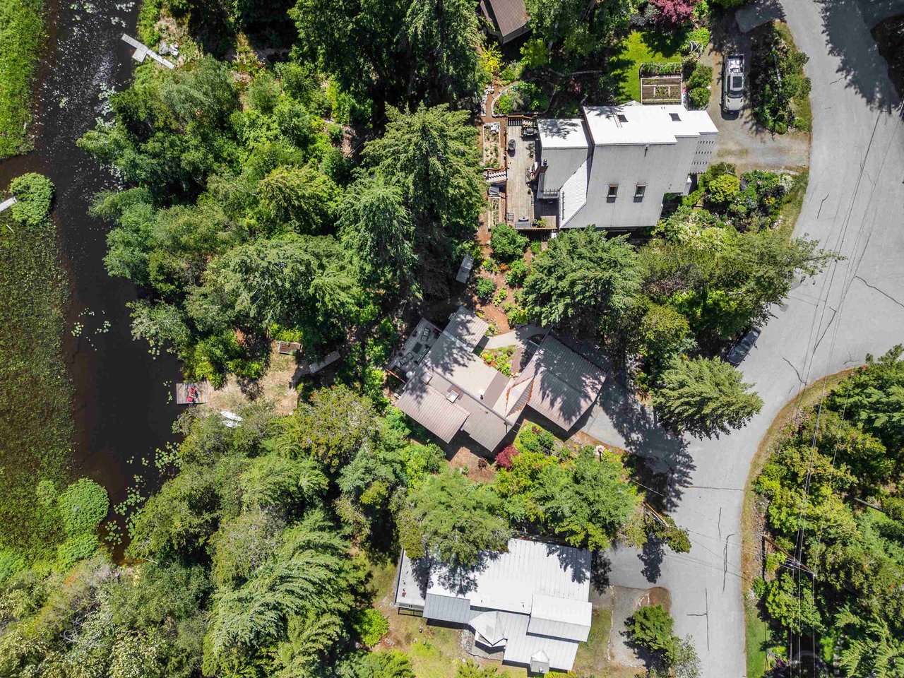 27 Cloudburst Rd