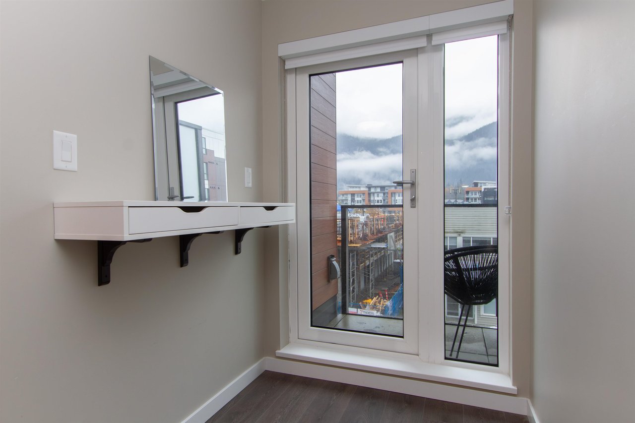 304-38033 Second Ave