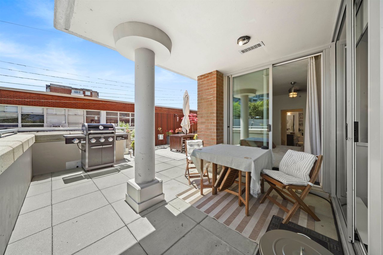 314-298 E 11th Ave