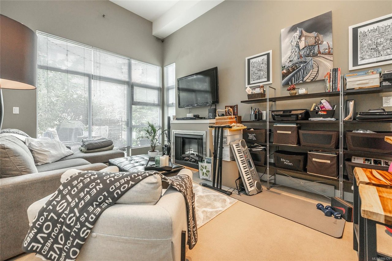 104-797 Tyee Rd