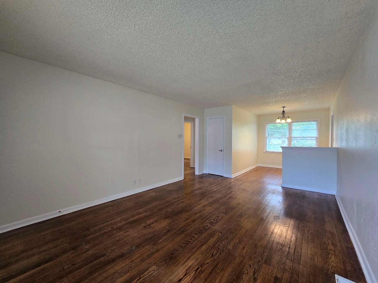 1219 Rose Dr