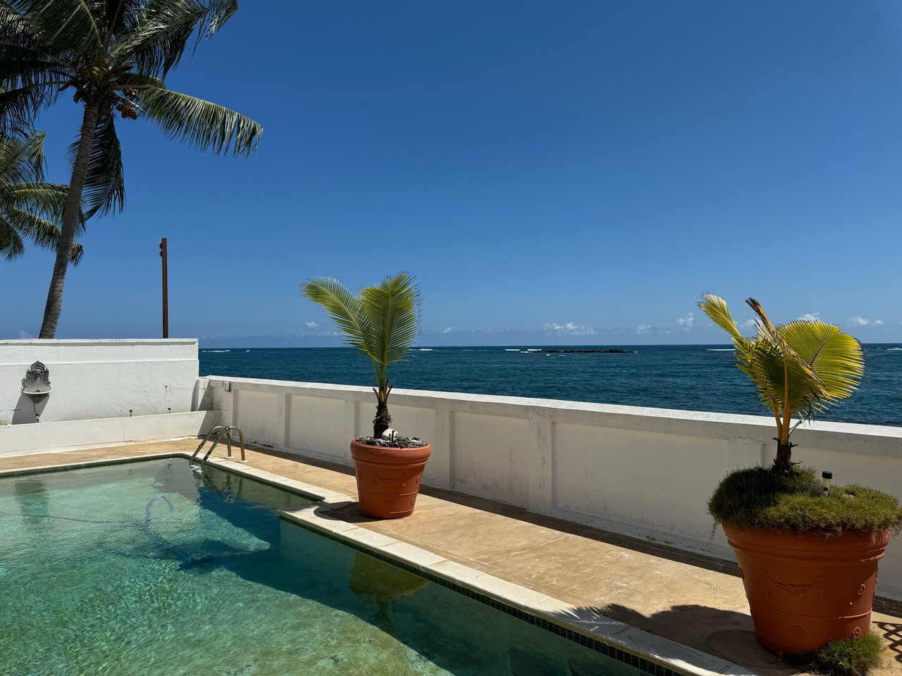 #17 Las Balandras Ocean Front Residence