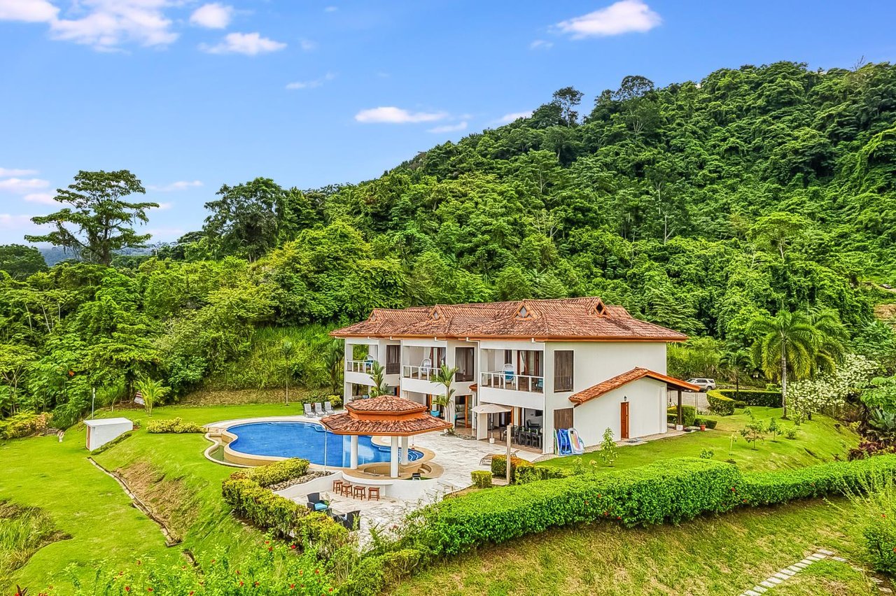 Endless Ocean Views, Resort Size Pool