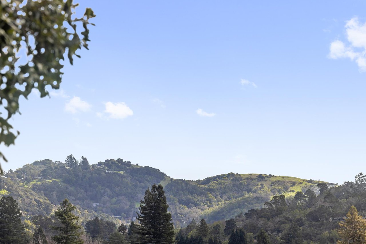 30 Garden Rock Road, San Anselmo