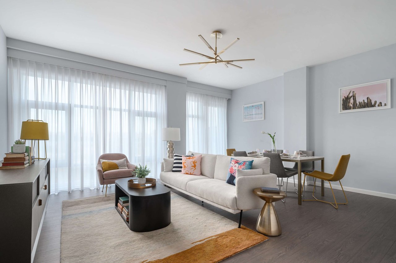 OTTO 1 BEDROOM + DEN |  2 BATHROOM