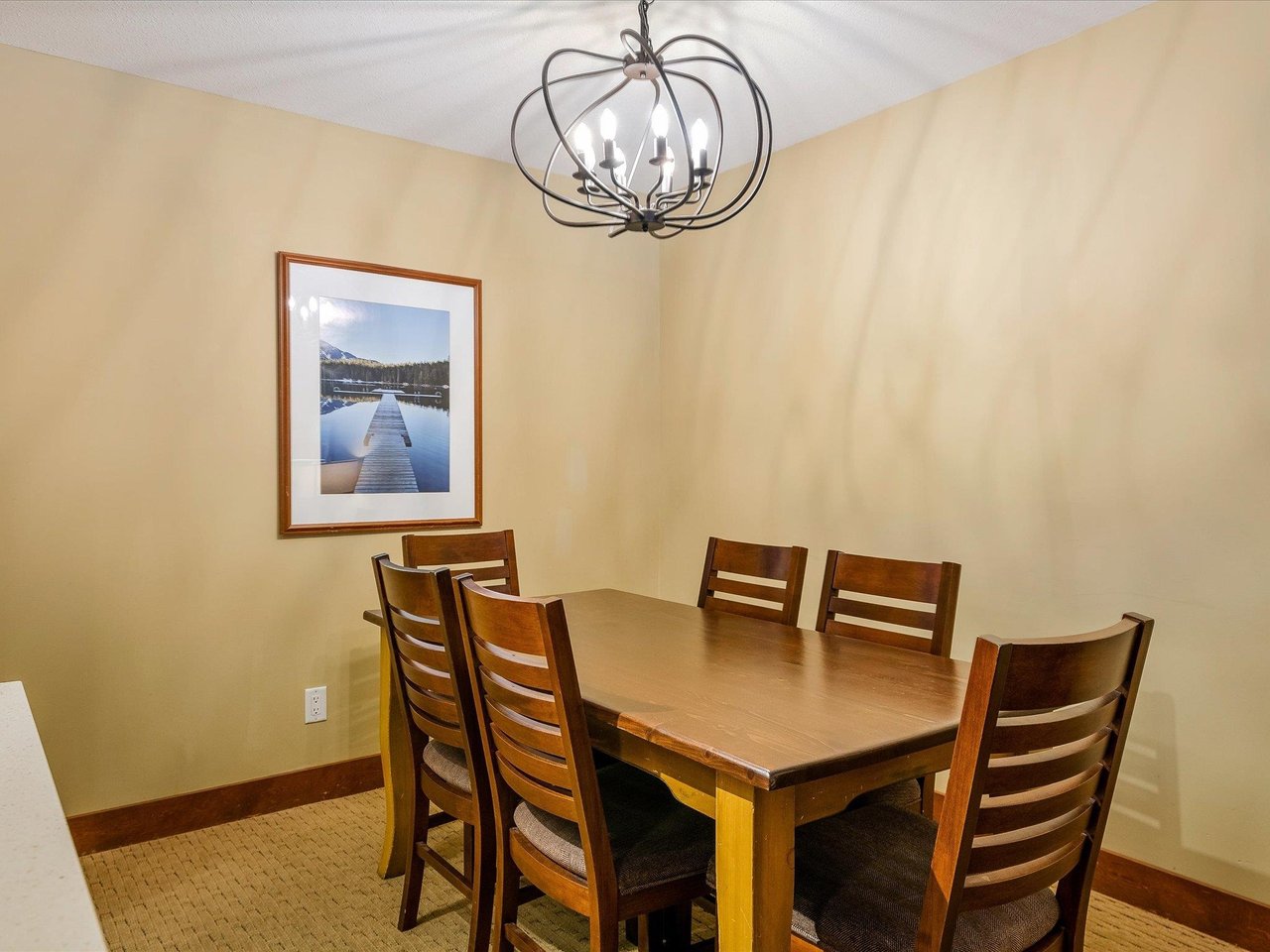 103G2-4653 Blackcomb Wy