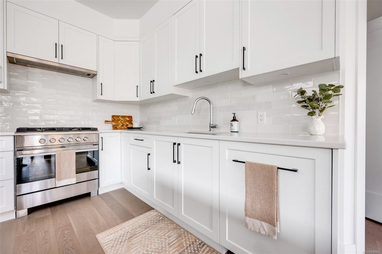 7058 Central Saanich Rd, Central Saanich