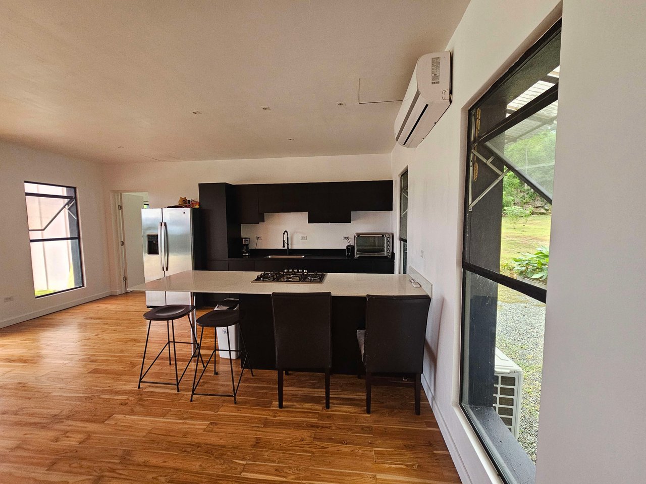 Ocean and Mountain View 3-Bedroom Home in Ojochal, Costa Rica - Casa Paradise