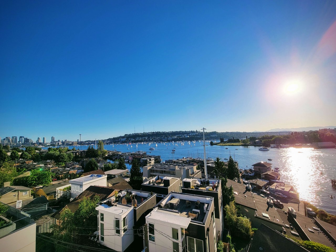 Exploring the Vibrant History and Real Estate Dynamics of Eastlake, Seattle