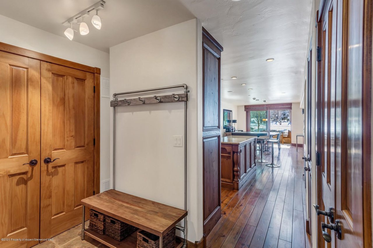 104 W Cooper, #3 