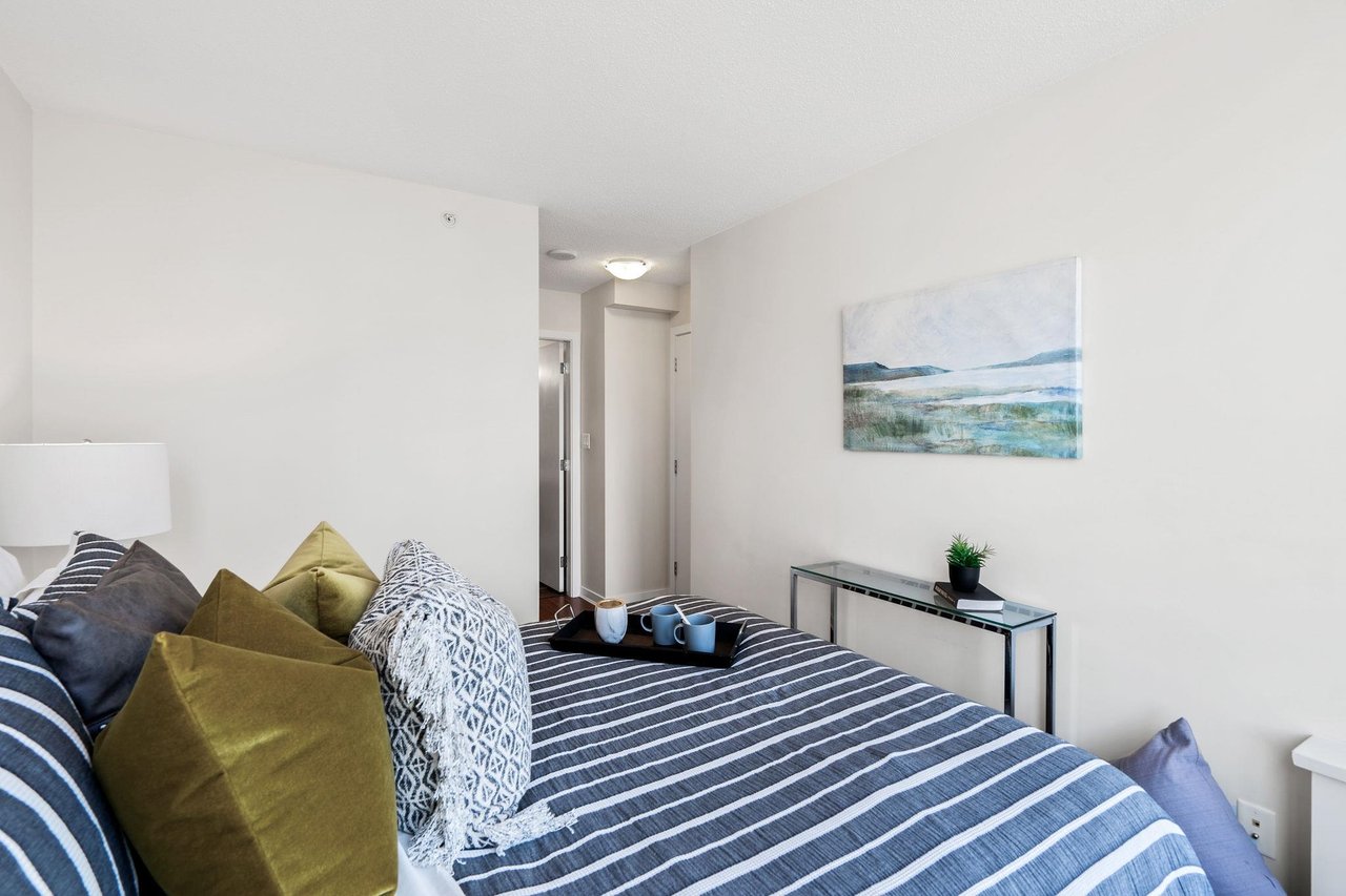702-633 Abbott Street, Vancouver