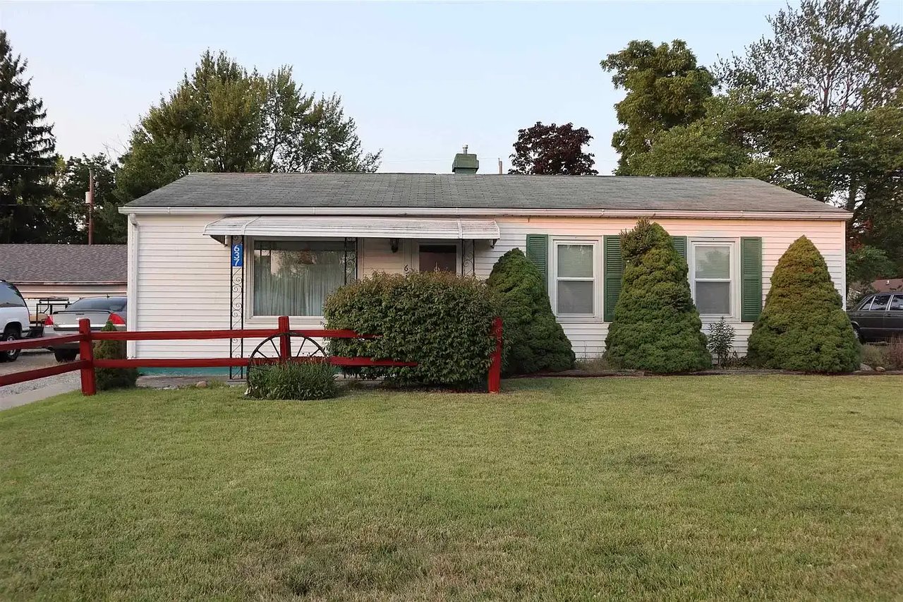 637 Warwick Ave