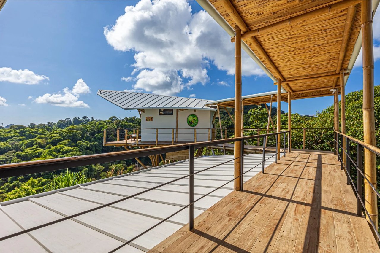 Modern Mountain View Estate, Manuel Antonio, Puntarenas