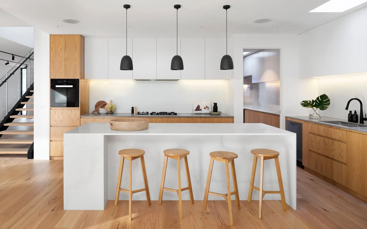 How to Find the Perfect Luxury Home: Tips and Tricks for a Seamless Purchase