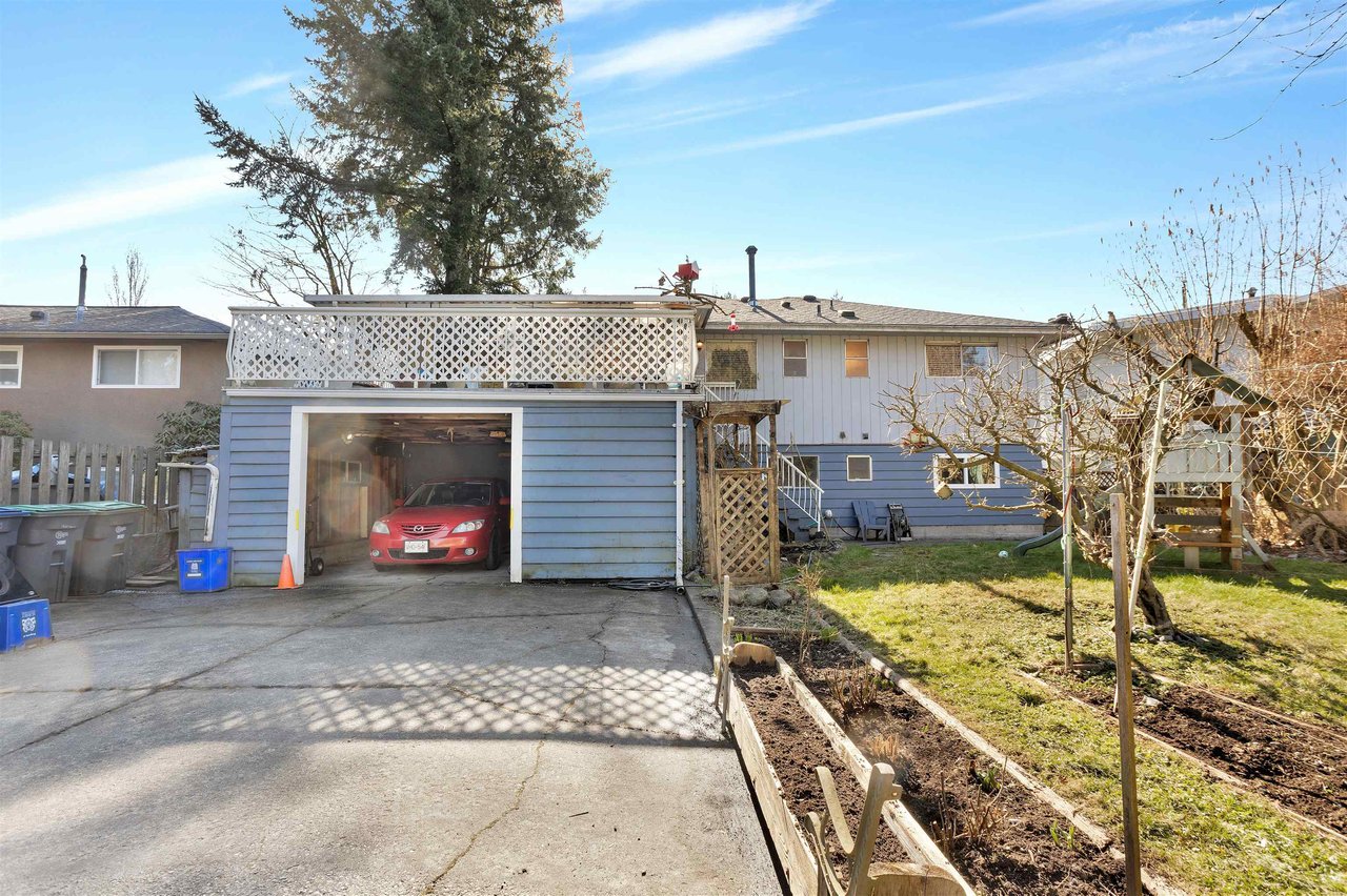 14663 109 Ave