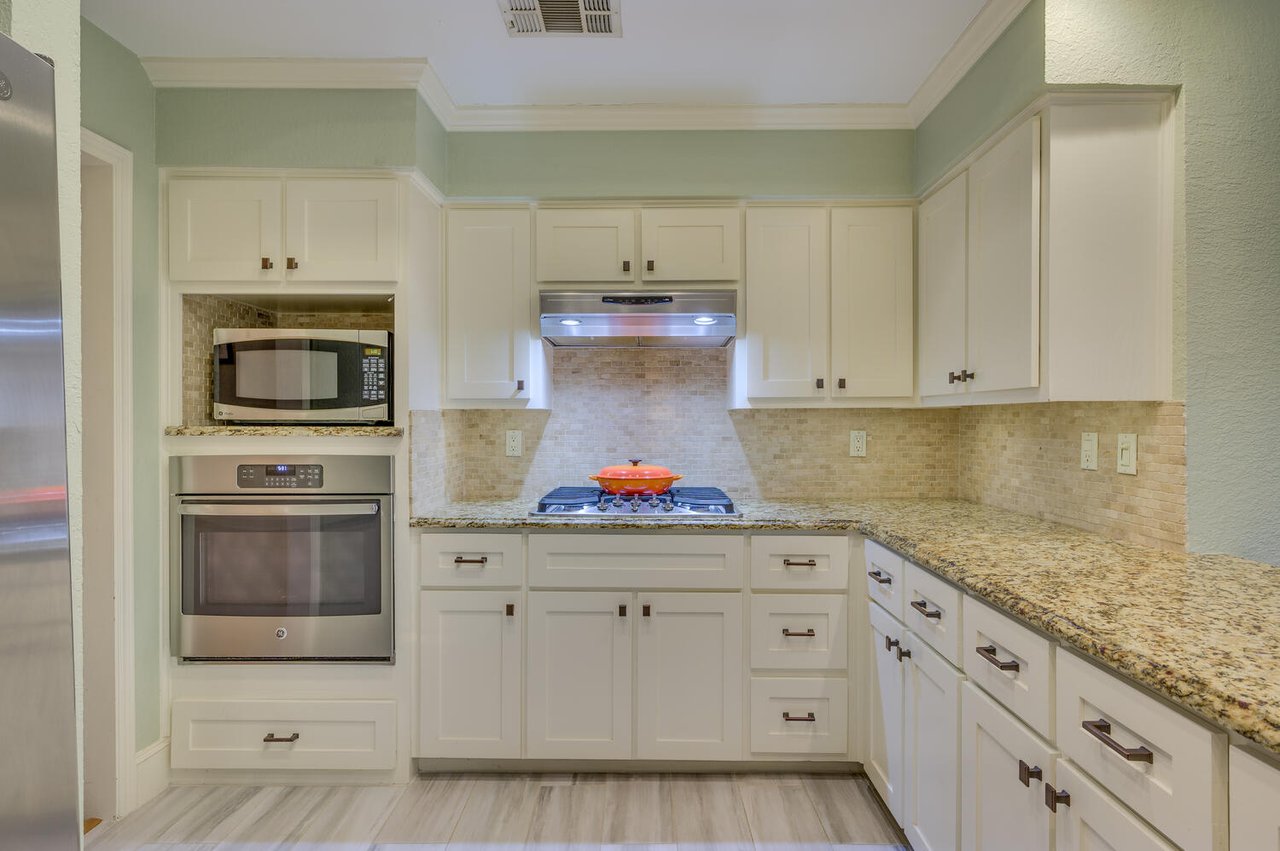 6604 Whitemarsh Valley Walk