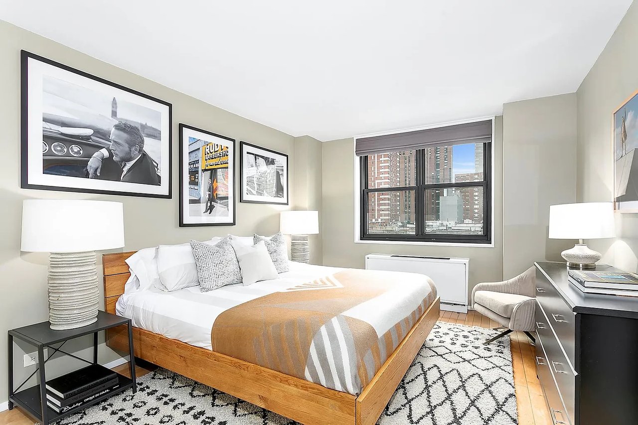 340 E 93rd St APT 9L