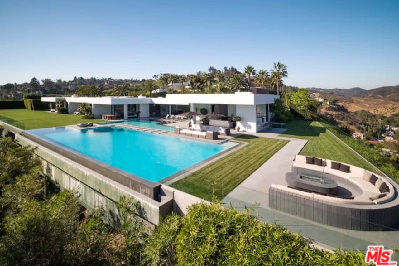 How to Lease and Sell Beverly Hills Real Estate at the Same Time