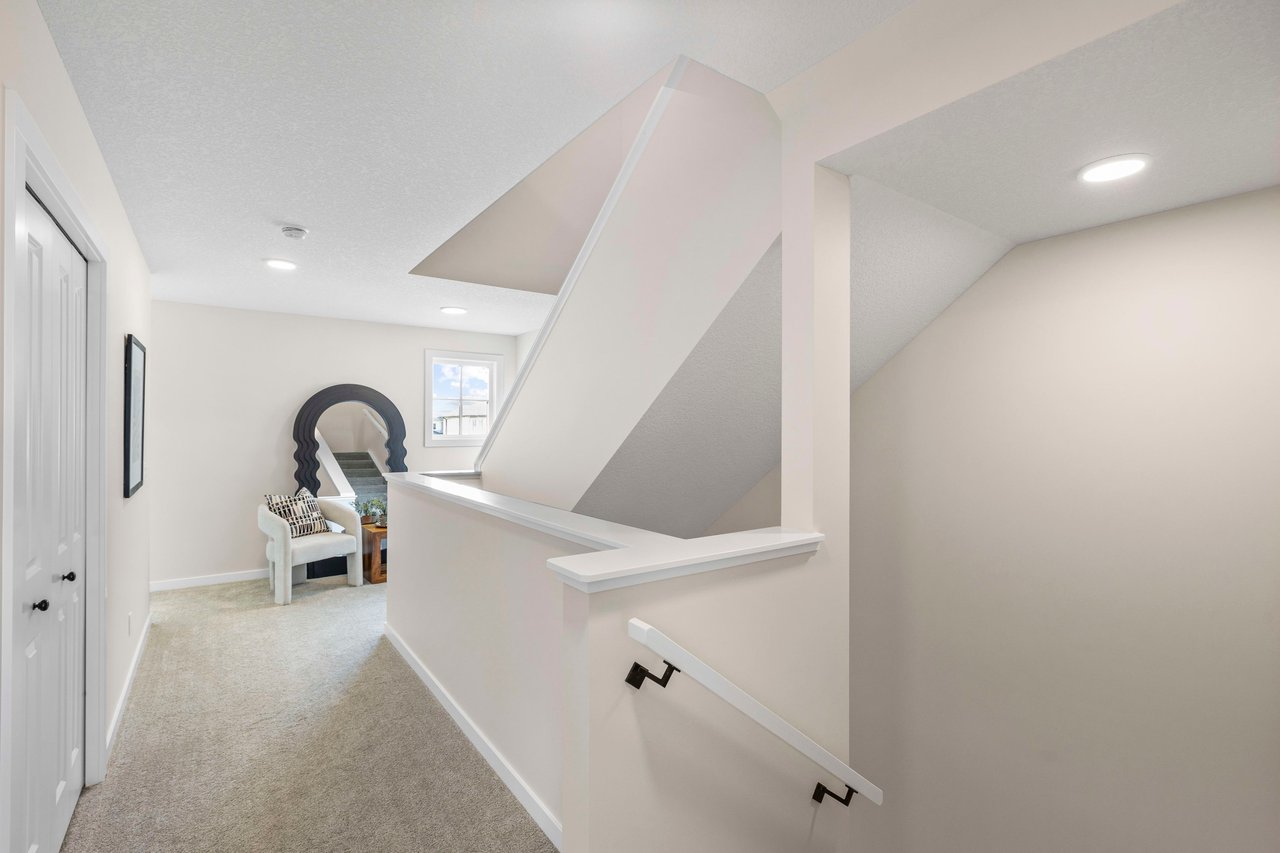 34 Belvedere Green SE