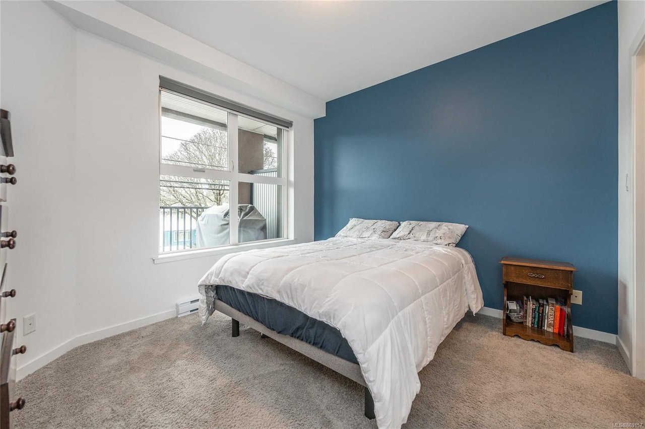 222-2871 Jacklin Rd