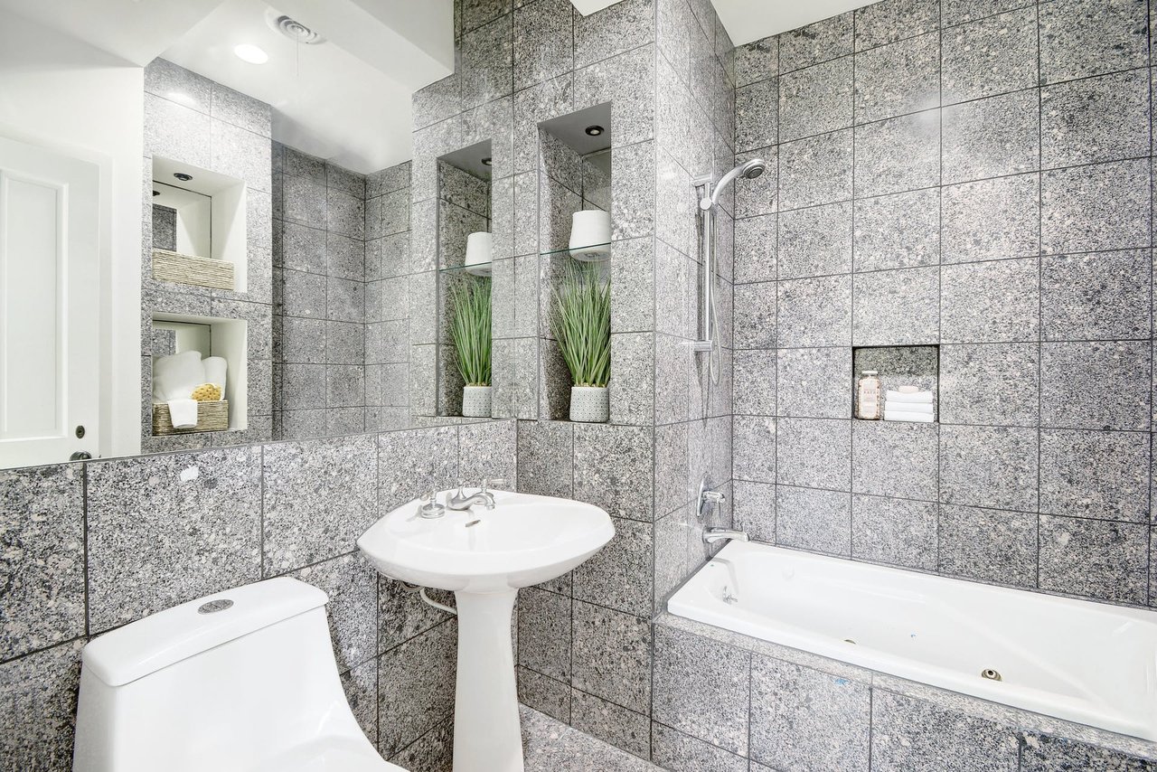 3501 Misty Creek Dr
