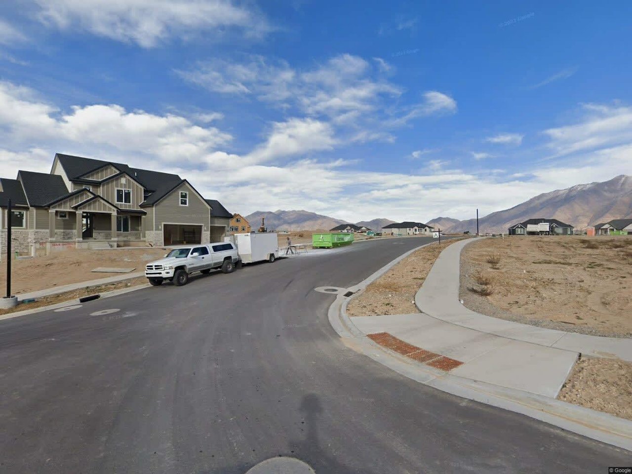 827 E 520 N #49