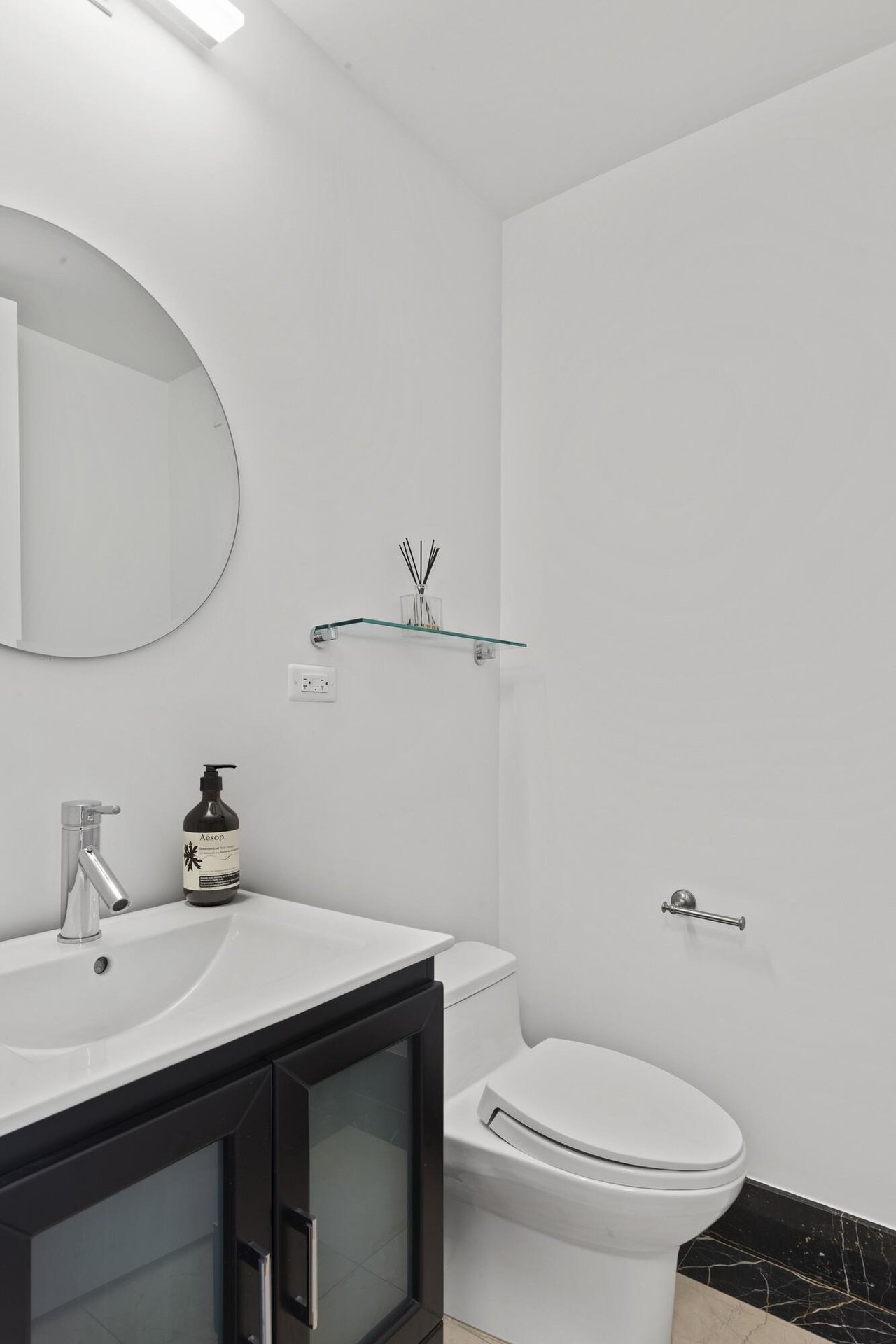 25 Columbus Circle, Apt 61-E