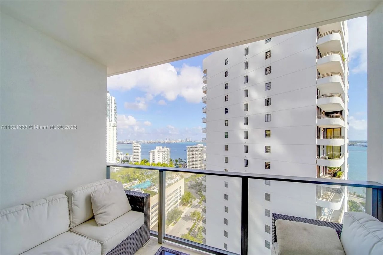 1451 Brickell Ave # 1803