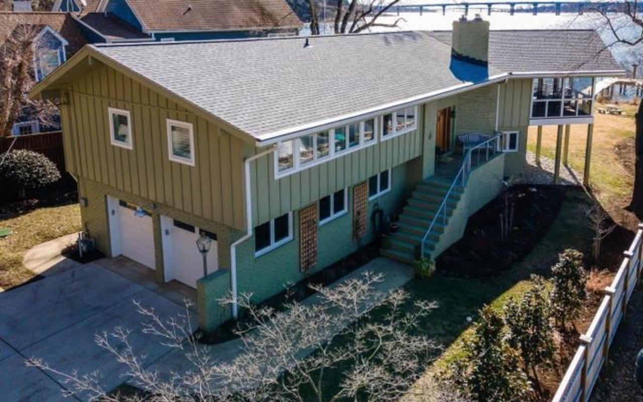 225 Winchester Beach Dr