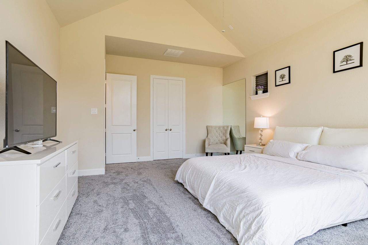 1110 Prairie Ridge Lane
