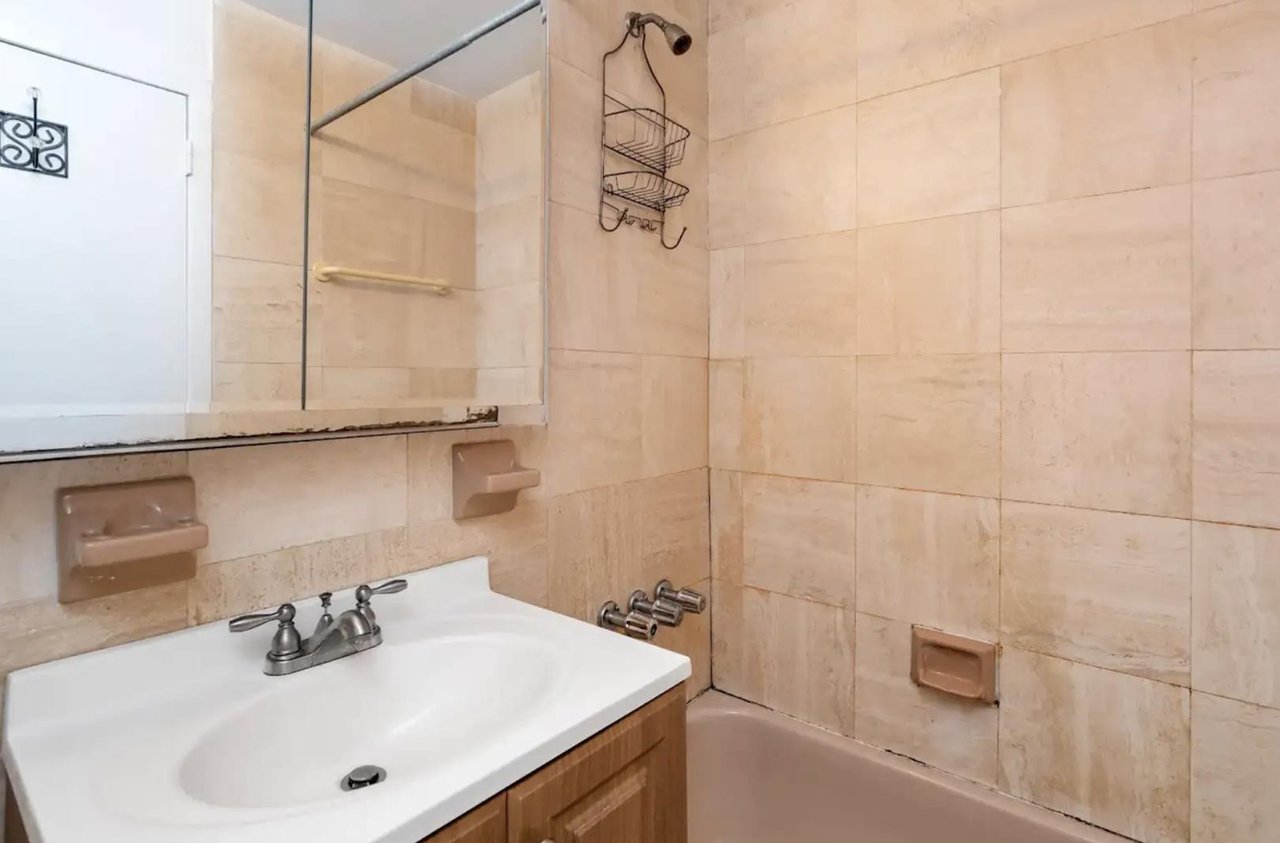 379 First Avenue, Apt 3