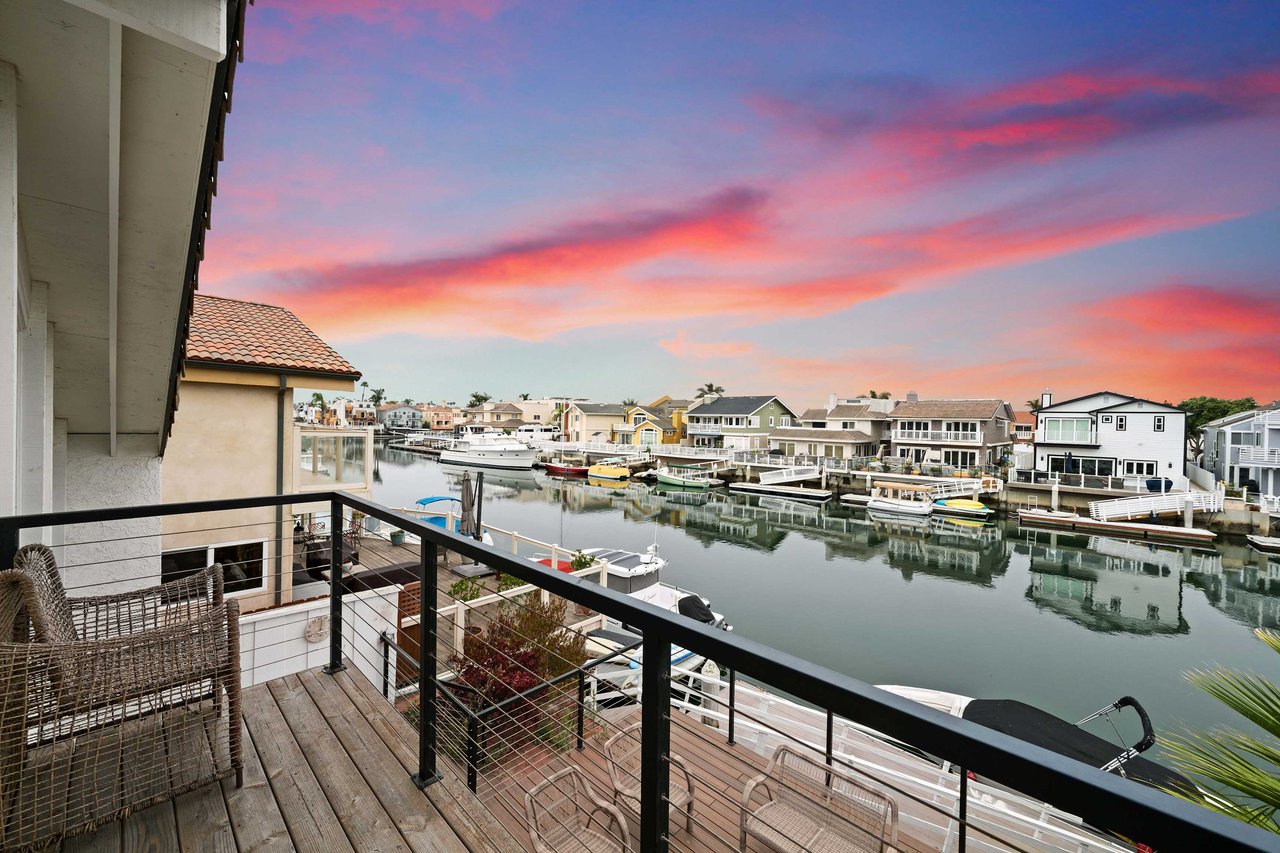 Stunning Waterfront Oasis in Channel Islands Harbor