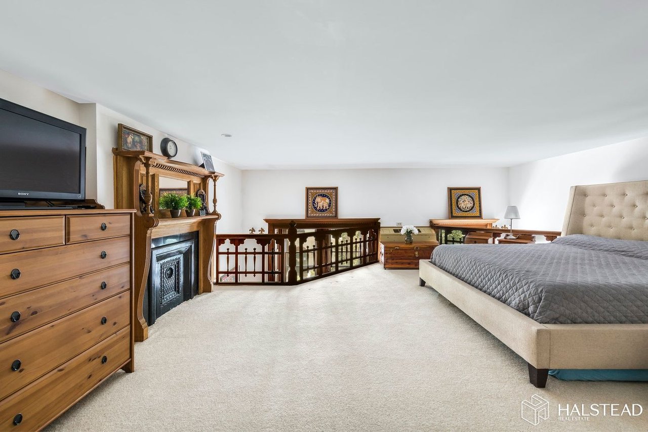44 W 76th St, Unit 5
