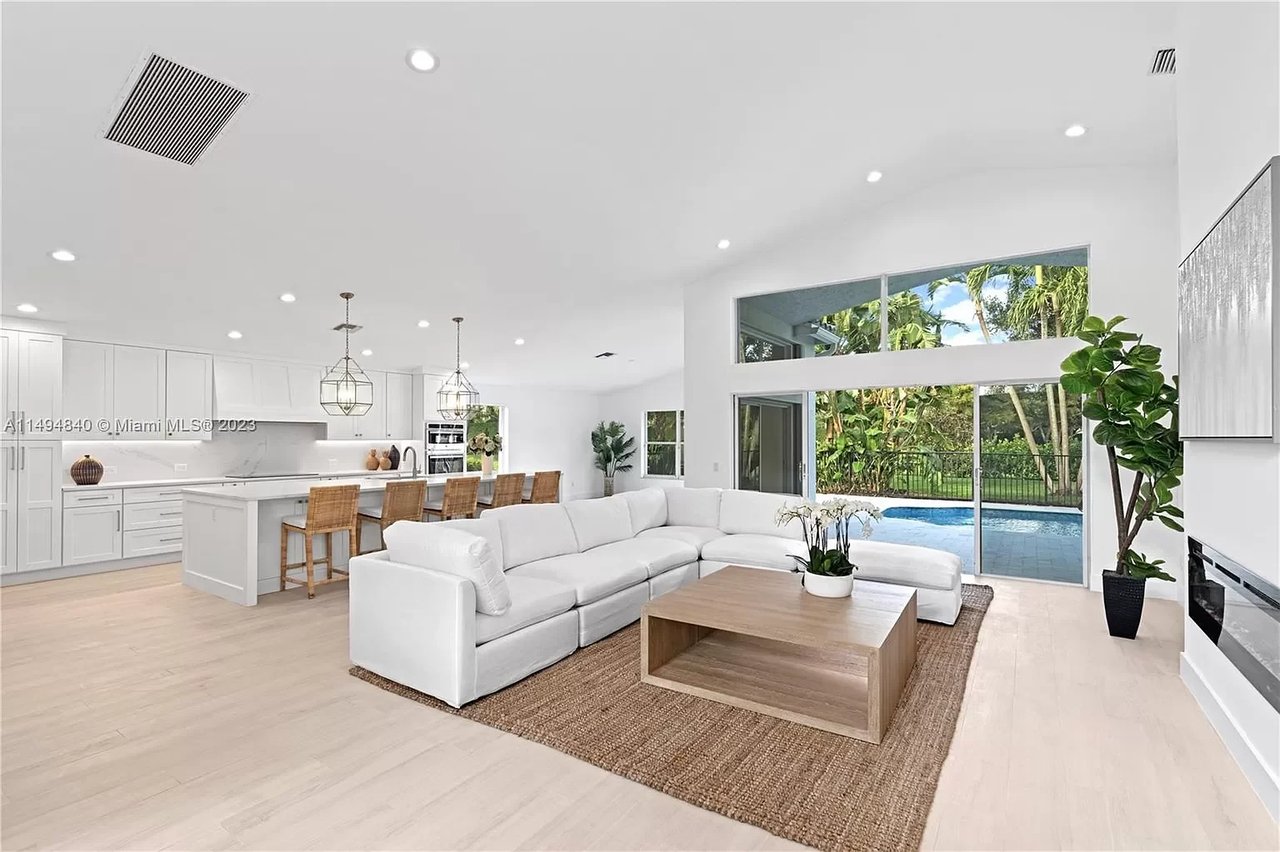 11372 Ohanu Cir