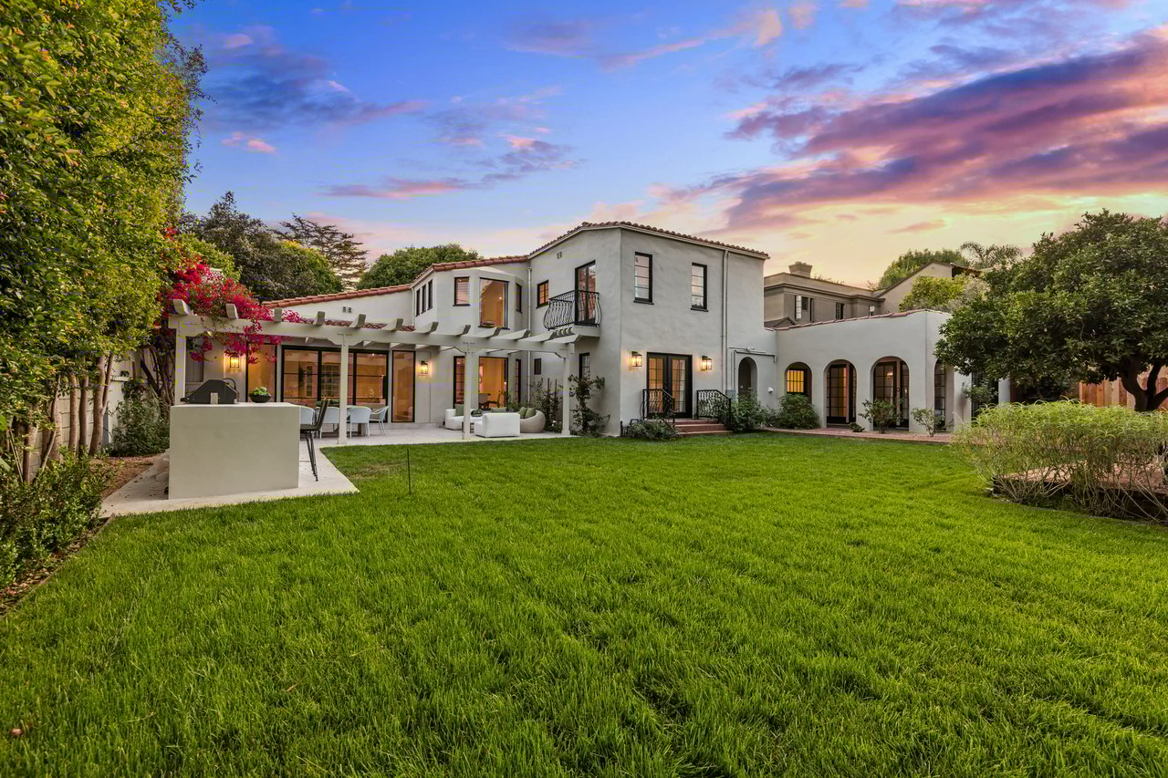 Amber Villa