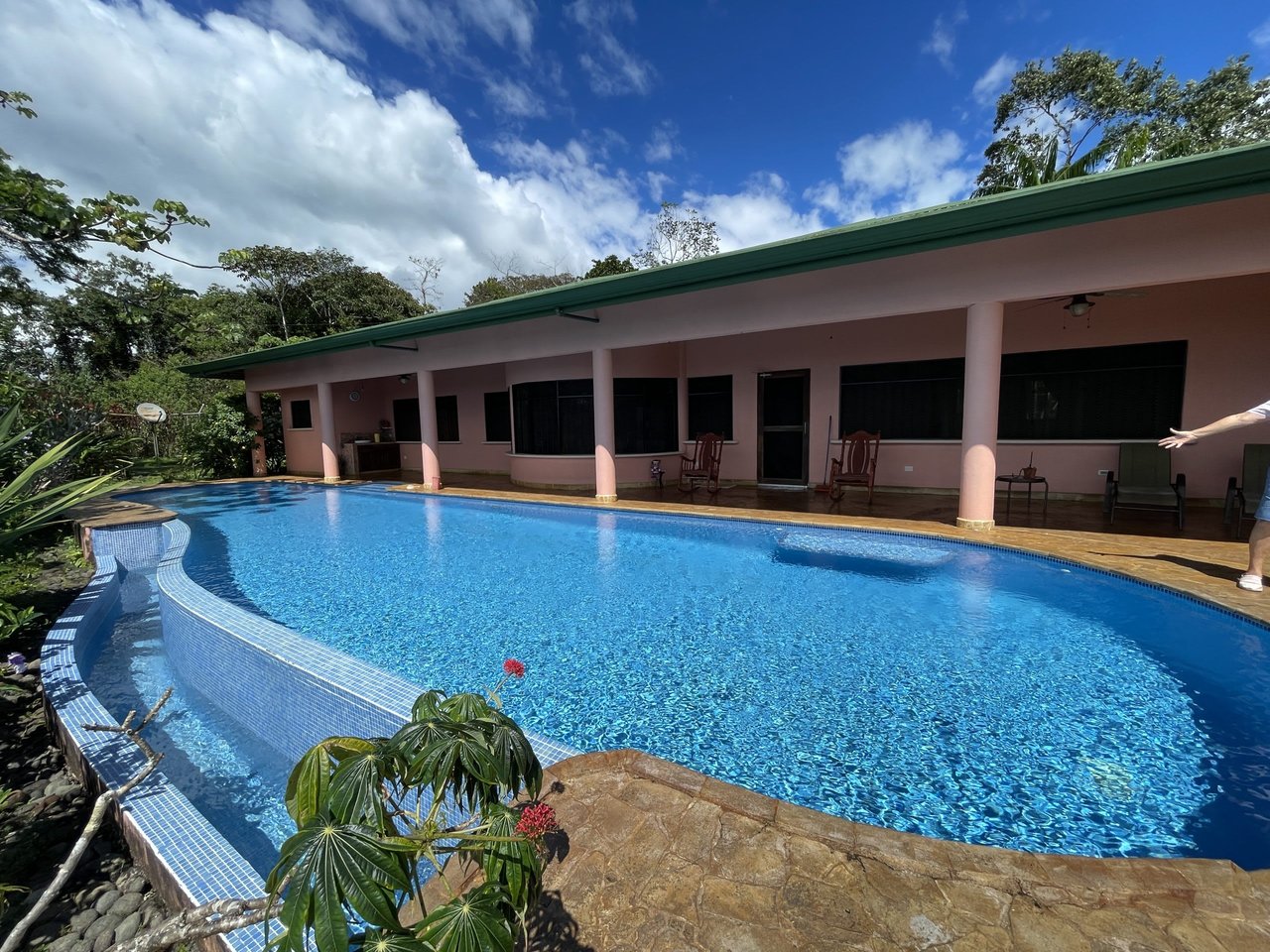 5.2 ACRES – 2 Bedroom Home With 60 Ft Infinity Lap Pool, 1 Bedroom Guest House, Fabulous Ocean View, Mature Fruit Trees!