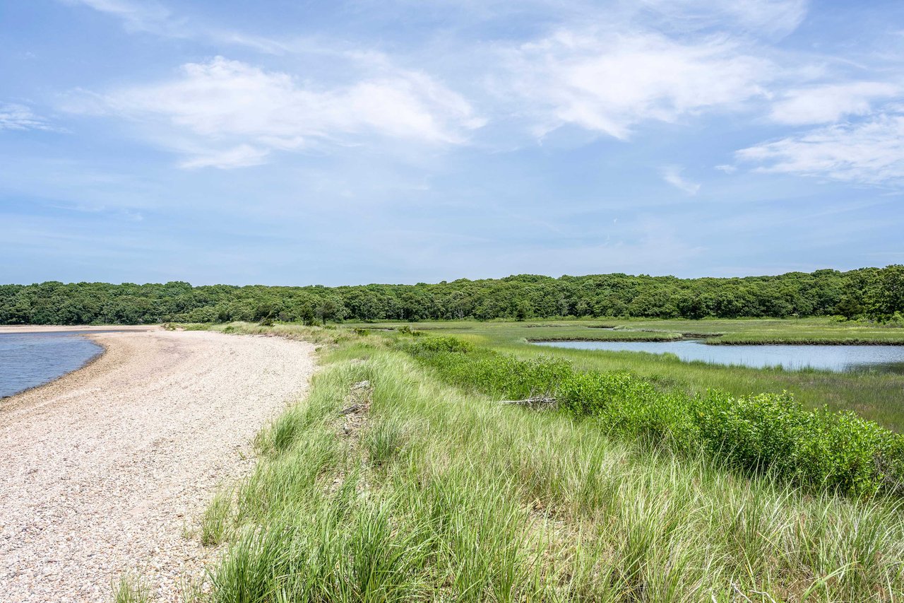 13 Terry's Trail, East Hampton