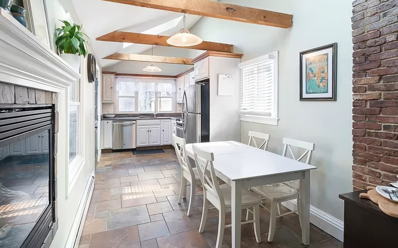 5 Hancock St APT 1
