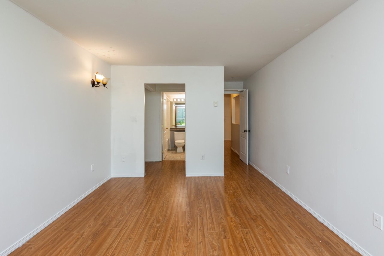 108-9626 148 St
